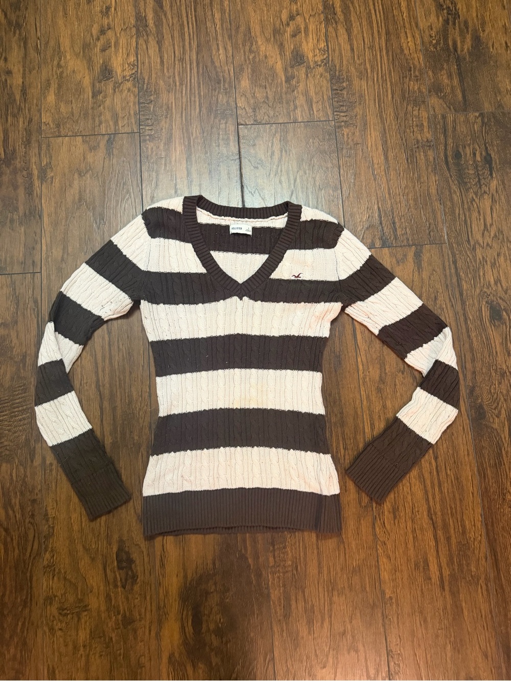 Hollister sweater